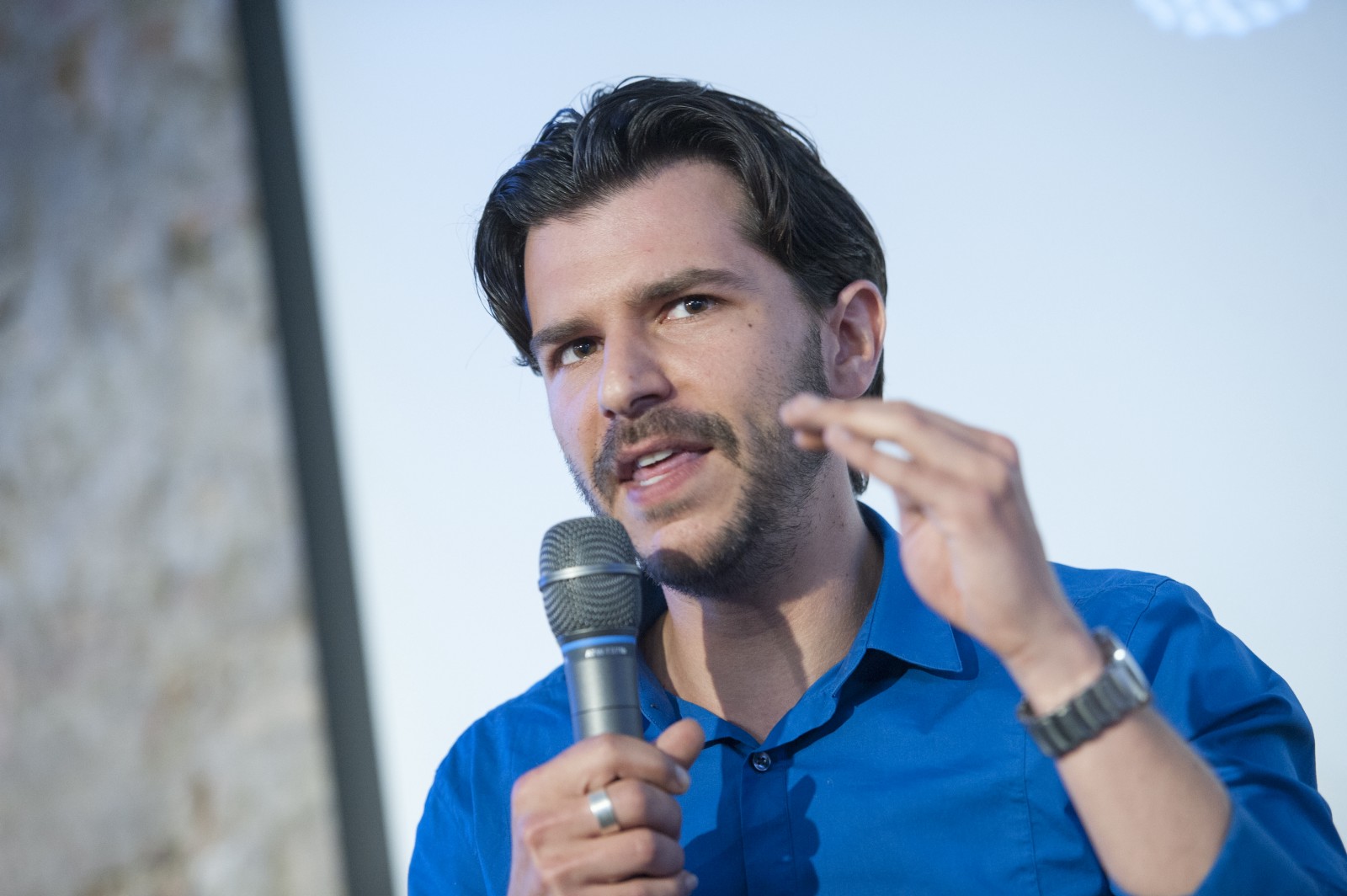 Rob Wijnberg, co-founder of De Correspondent, speaking at Connect Berlin, June 2015